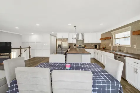 230 Millford Lane Bloomingdale IL 60108