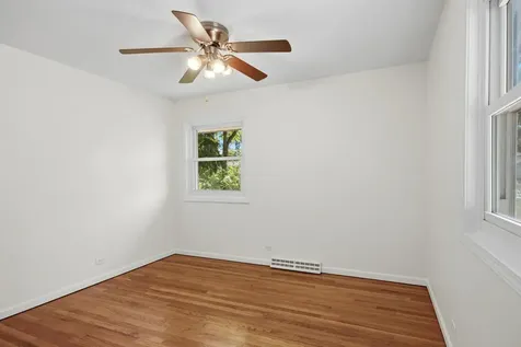 75 South 2nd Avenue Lombard IL 60148