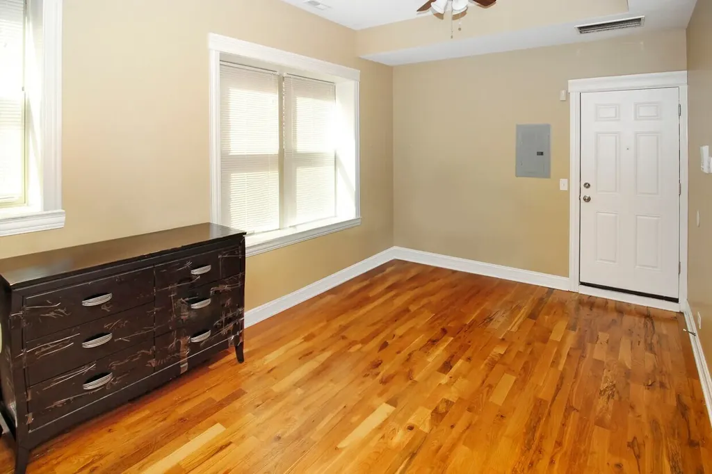 1439 South Saint Louis Avenue Chicago IL 60623