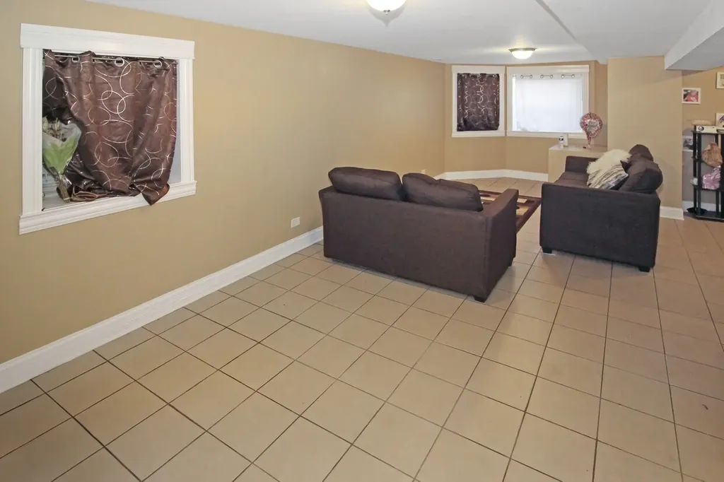 1439 South Saint Louis Avenue Chicago IL 60623