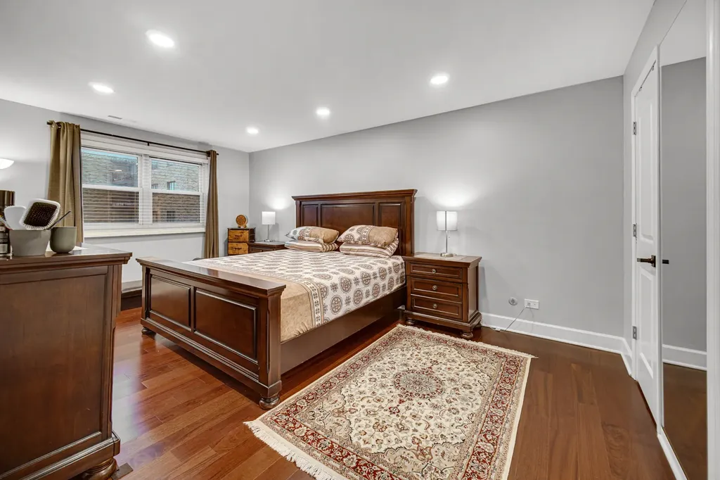 8210 Elmwood Street Skokie IL 60077