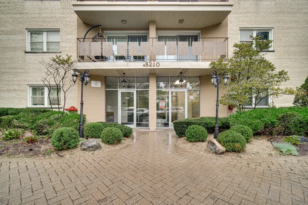 8210 Elmwood Street Skokie IL 60077