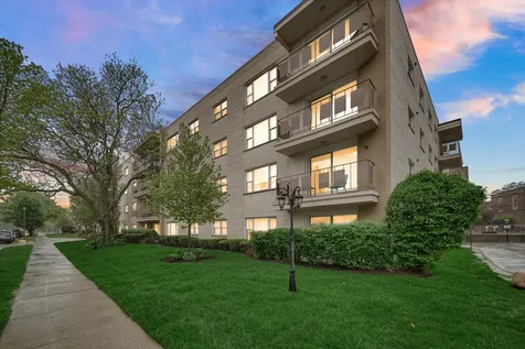 8210 Elmwood Street Skokie IL 60077