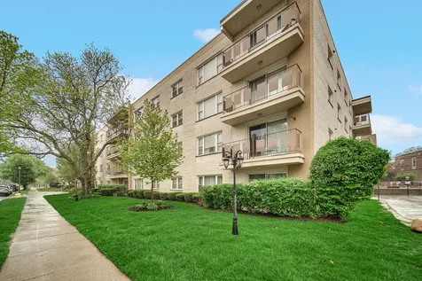 8210 Elmwood Street Skokie IL 60077