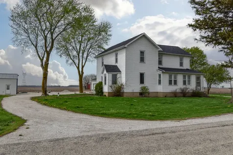 11323 North 1500 East Road Pontiac IL 61764
