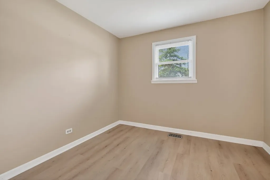 3609 Kingfisher Lane Rolling Meadows IL 60008