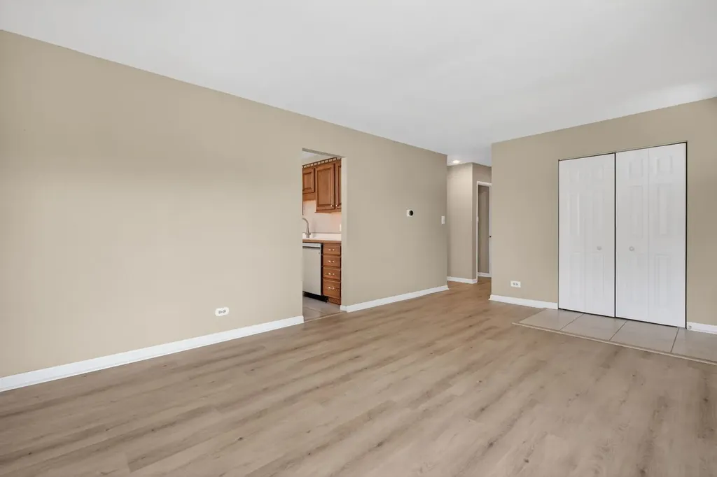 3609 Kingfisher Lane Rolling Meadows IL 60008