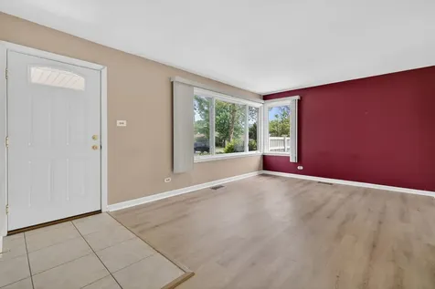 3609 Kingfisher Lane Rolling Meadows IL 60008