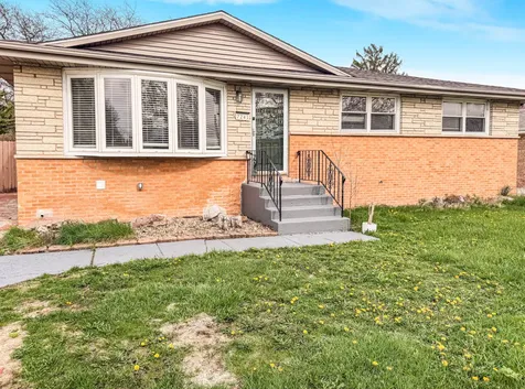 7241 Beloit Avenue Bridgeview IL 60455