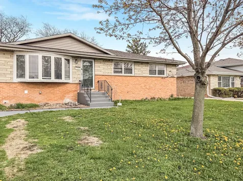 7241 Beloit Avenue Bridgeview IL 60455