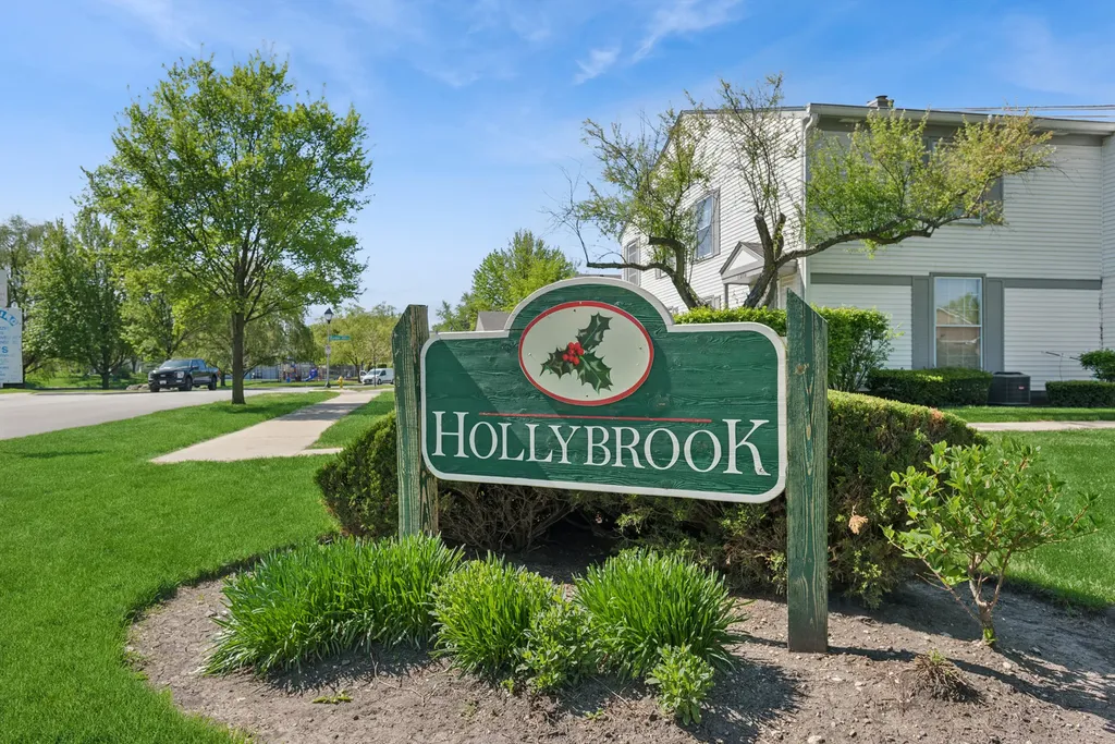 1171 Bunker Hill Court Wheaton IL 60189