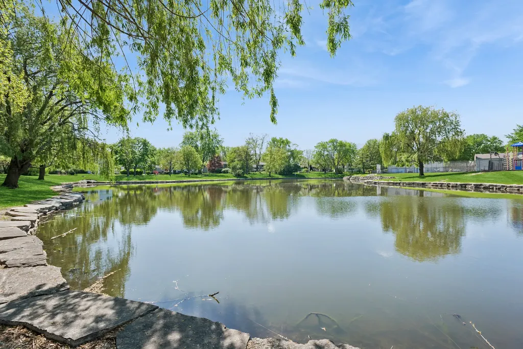 1171 Bunker Hill Court Wheaton IL 60189