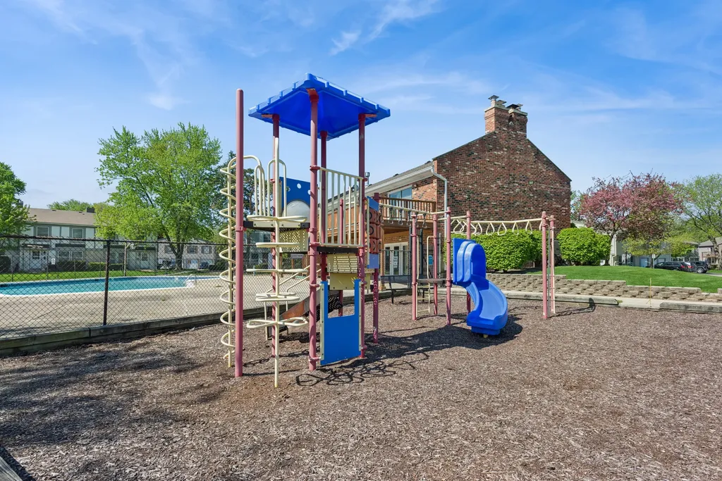 1171 Bunker Hill Court Wheaton IL 60189