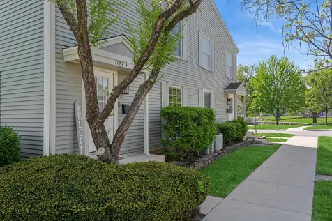 1171 Bunker Hill Court Wheaton IL 60189