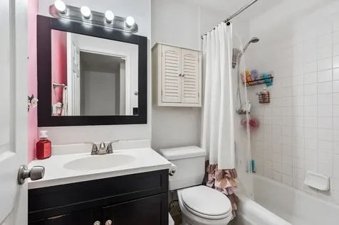 1171 Bunker Hill Court Wheaton IL 60189