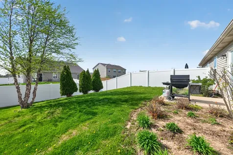 696 Vine Street Hampshire IL 60140