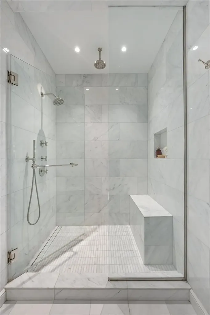 435 North Michigan Avenue Chicago IL 60611