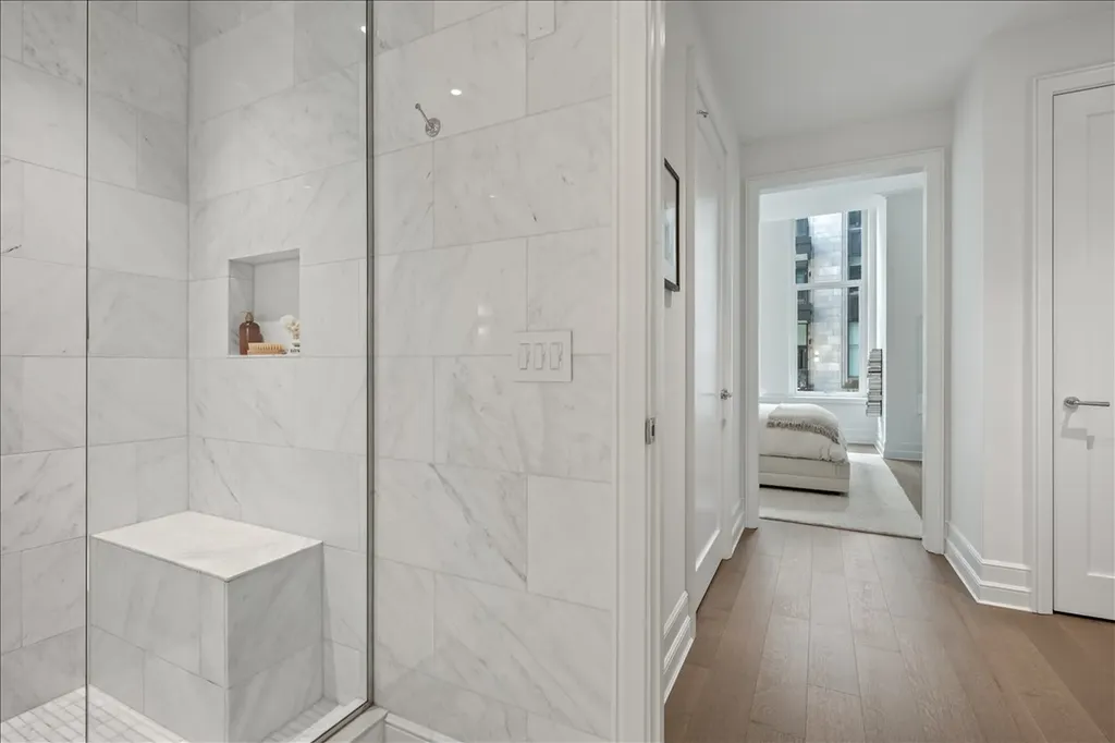 435 North Michigan Avenue Chicago IL 60611
