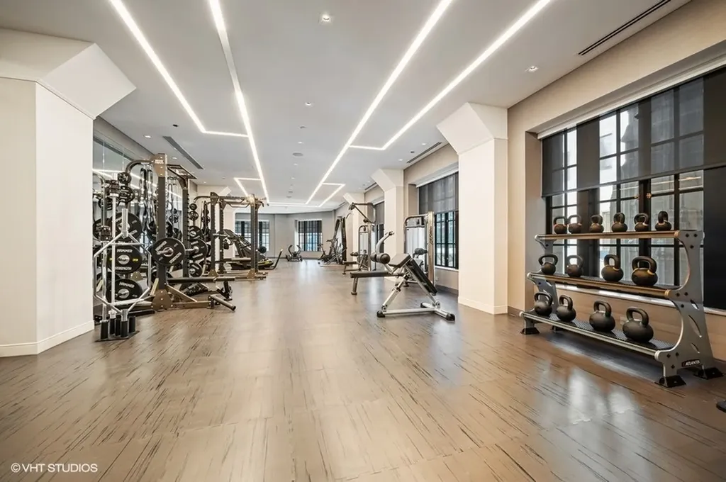 435 North Michigan Avenue Chicago IL 60611
