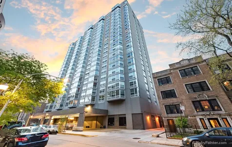 720 West Gordon Terrace Chicago IL 60613
