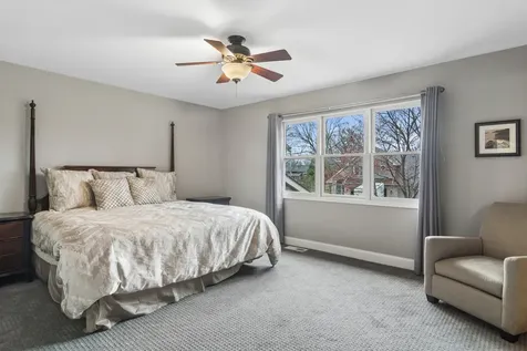 659 North Walden Drive Palatine IL 60067