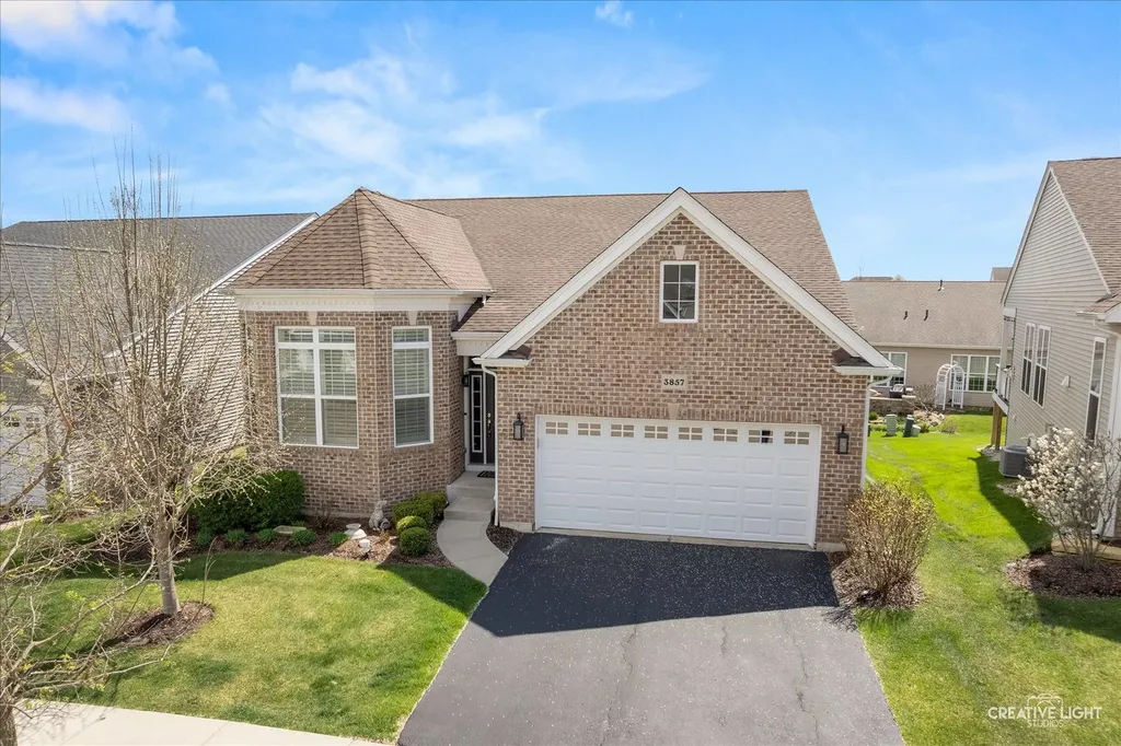 3857 Double Eagle Drive Elgin IL 60124