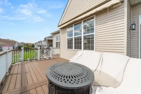 3857 Double Eagle Drive Elgin IL 60124