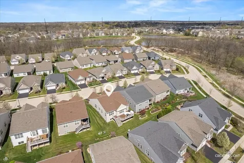 3857 Double Eagle Drive Elgin IL 60124