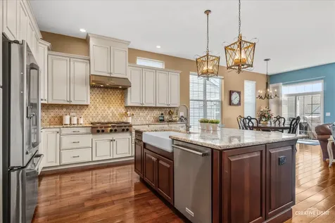 3857 Double Eagle Drive Elgin IL 60124