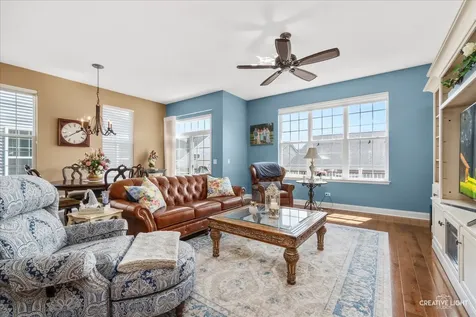 3857 Double Eagle Drive Elgin IL 60124