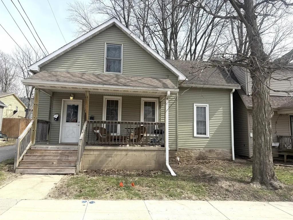 306 South Gridley Street Bloomington IL 61701