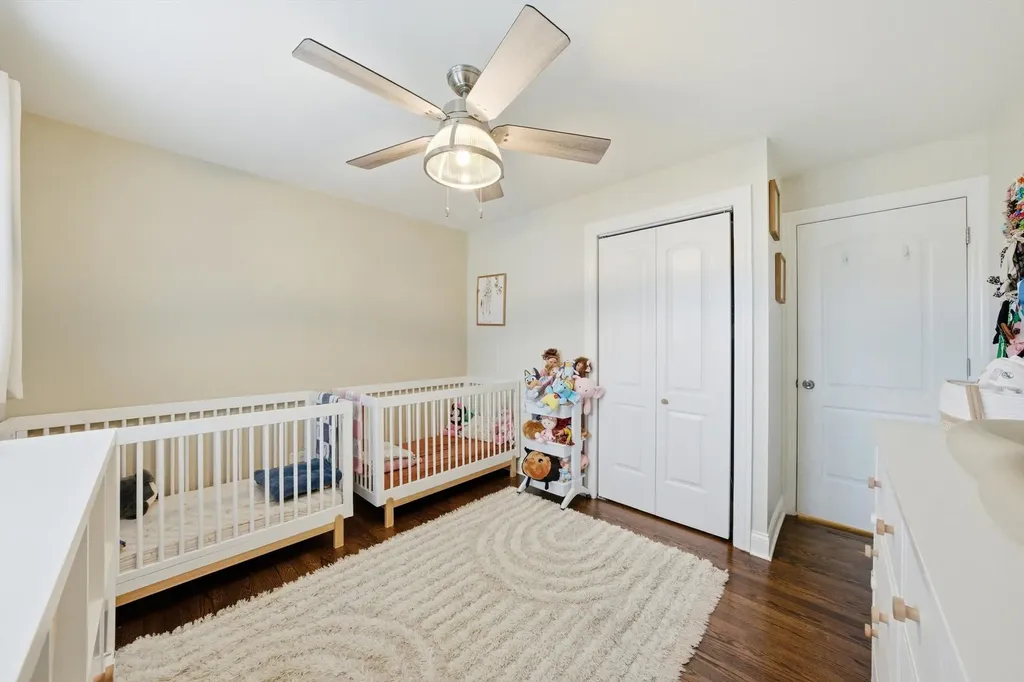 6425 West 64th Street Chicago IL 60638