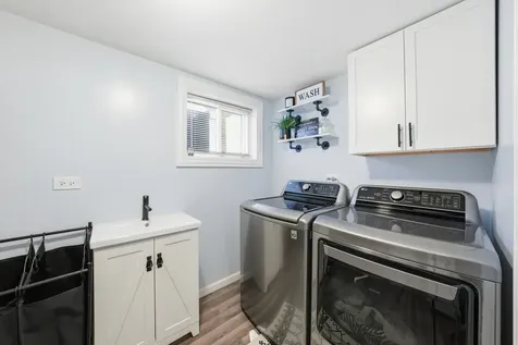 6425 West 64th Street Chicago IL 60638