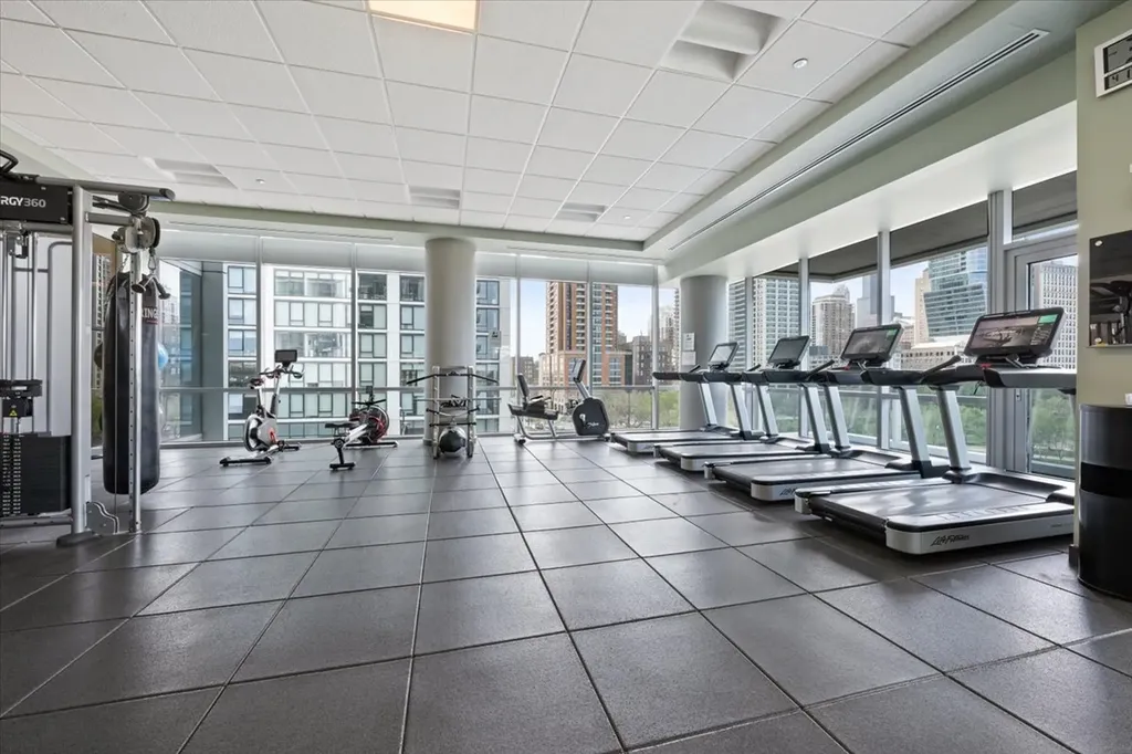 1201 South Prairie Avenue Chicago IL 60605