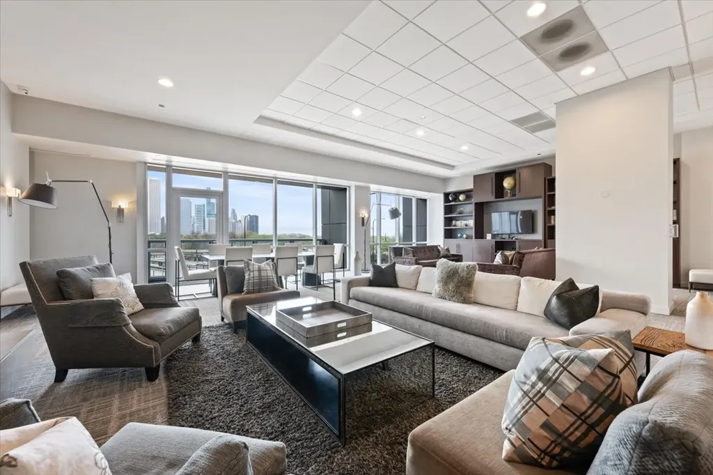 1201 South Prairie Avenue Chicago IL 60605