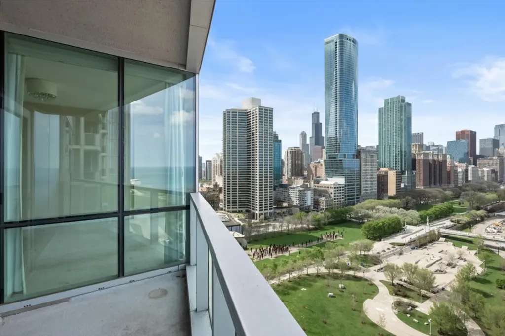 1201 South Prairie Avenue Chicago IL 60605