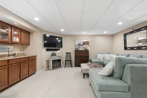 721 Burgess Hill Road Naperville IL 60565