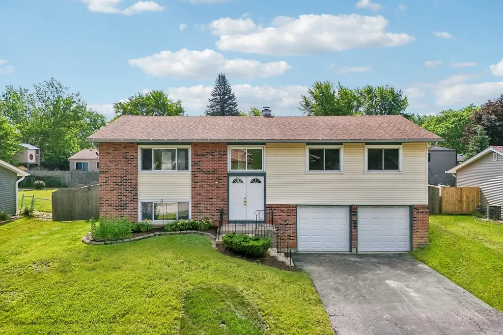 420 Justine Avenue Bolingbrook IL 60440