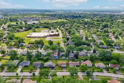420 Justine Avenue Bolingbrook IL 60440