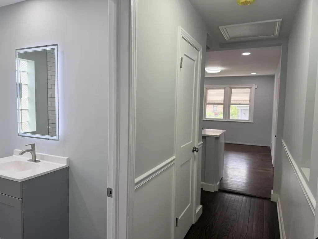 9028 South Carpenter Street Chicago IL 60620