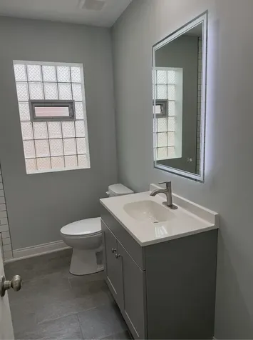 9028 South Carpenter Street Chicago IL 60620