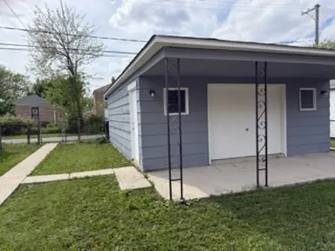 9028 South Carpenter Street Chicago IL 60620