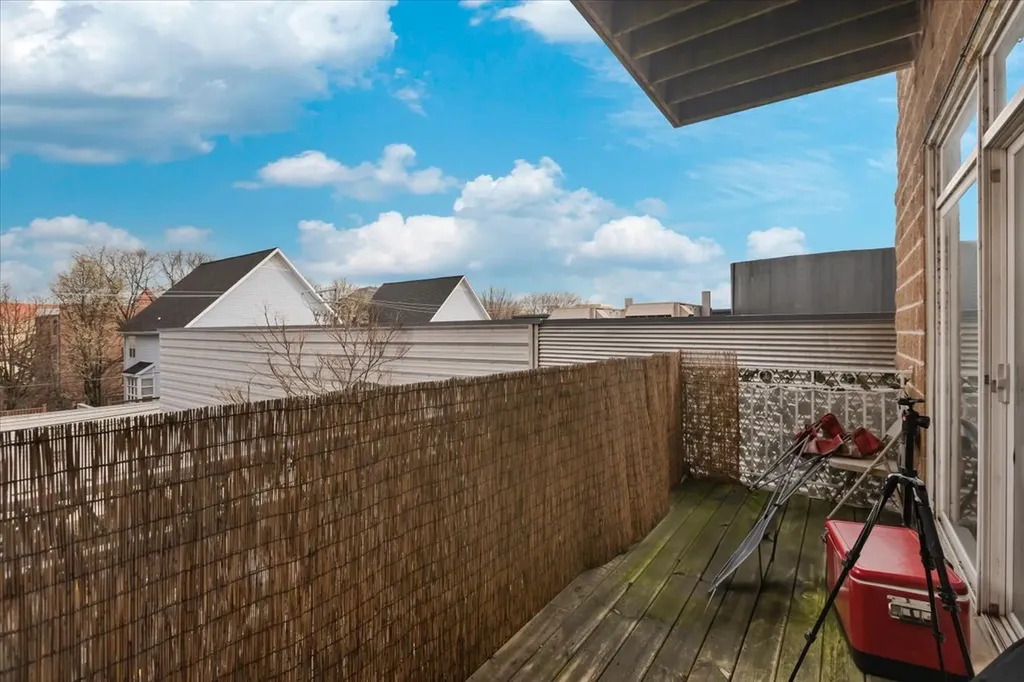 1040 East 47th Street Chicago IL 60653