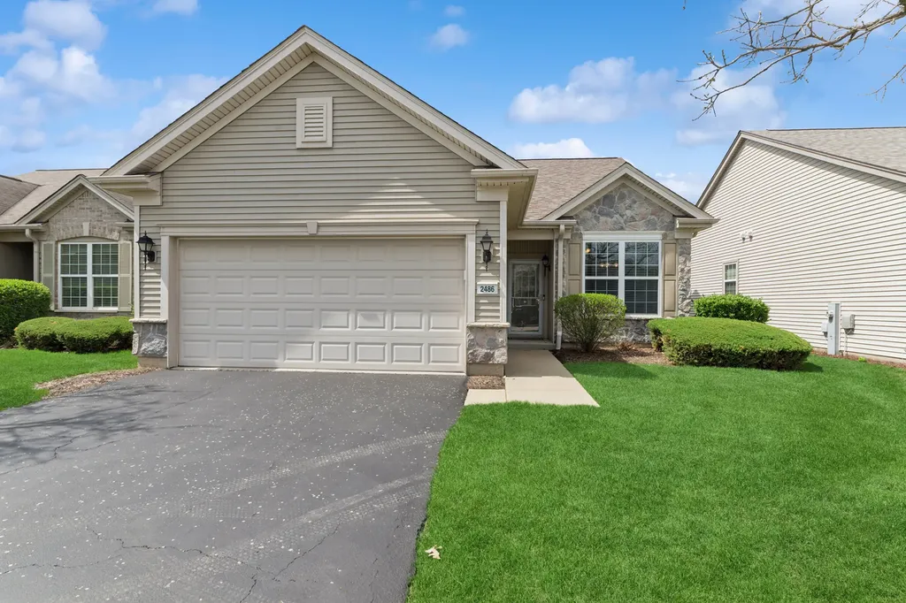 2486 Harvest Valley Elgin IL 60124