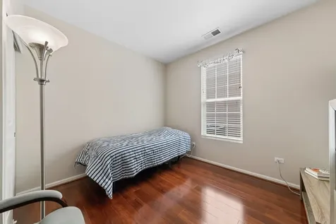 2486 Harvest Valley Elgin IL 60124