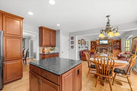 1628 Westminster Drive Naperville IL 60563