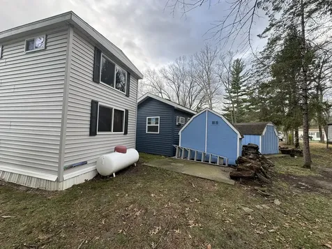 1/51 Woodhaven Lakes Sublette IL 61367