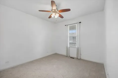 1769 Hannah Lane Hampshire IL 60140