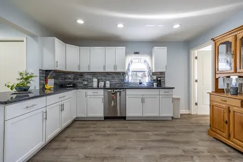 203 North Wolcott Street Thornton IL 60476