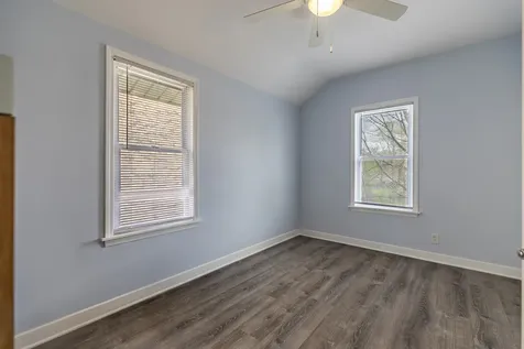 203 North Wolcott Street Thornton IL 60476